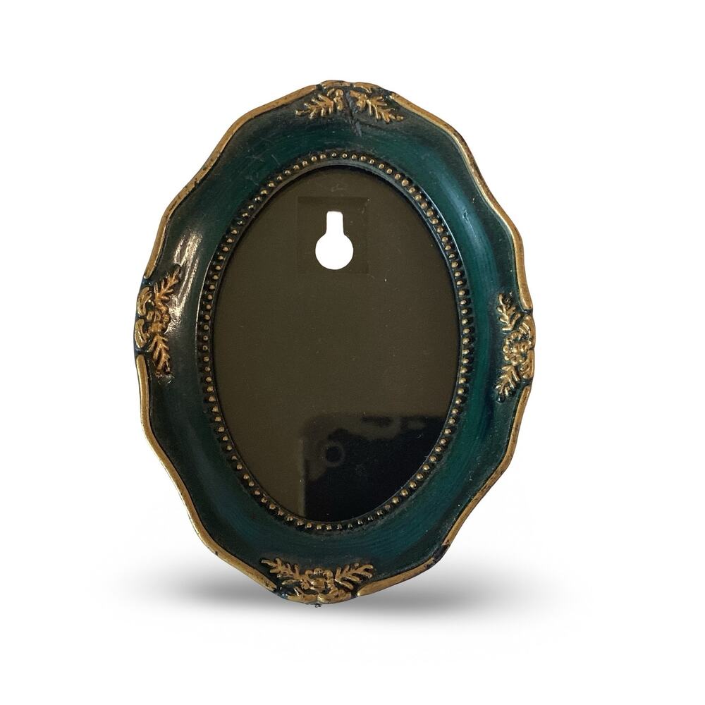 Tiny Oval Picture Frame